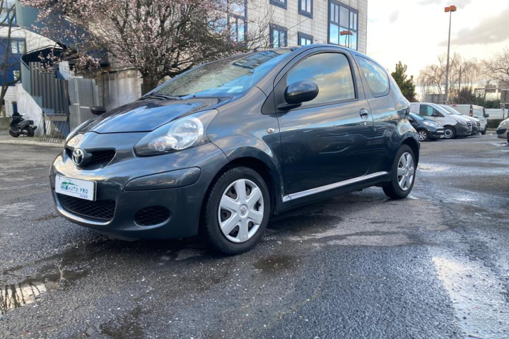 TOYOTA AYGO